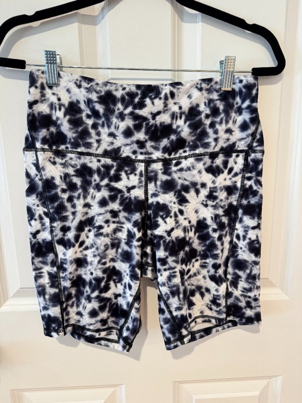 Buc-ees Tie-Dye Biker Athletic Shorts - Size Medium